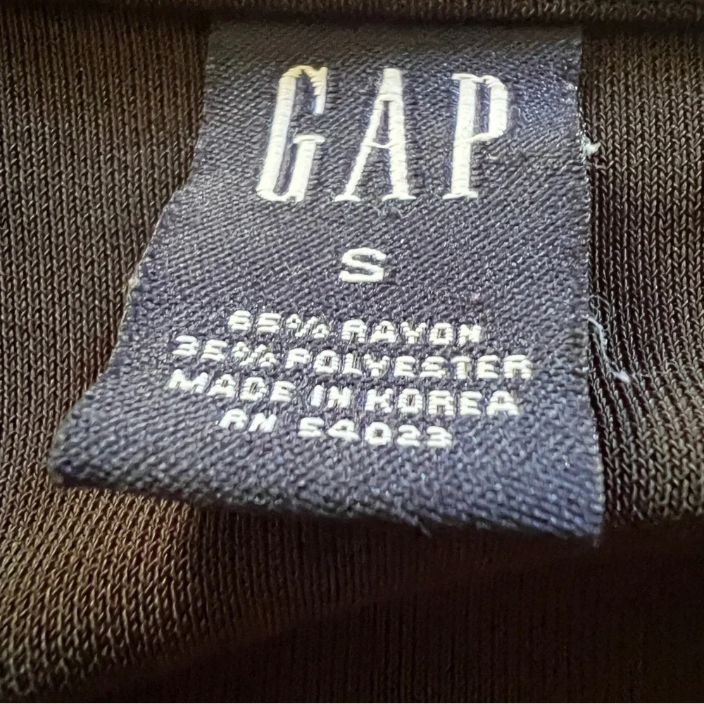 GAP black, long-sleeved dress with waist sash. Sz S. Preowned. Like new.